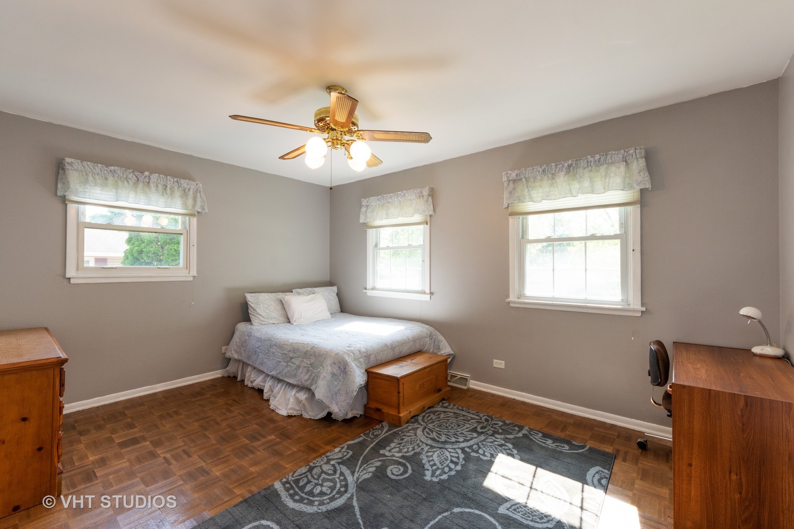 823 North Rohlwing Road Palatine, IL 60074 - Photo 8 of 14