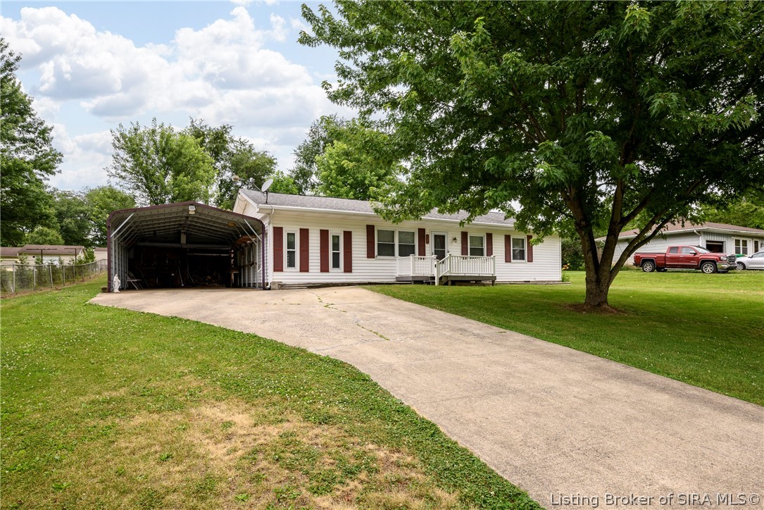 7120 Peach Tree Lane Georgetown, IN 47122 - Photo 4 of 33