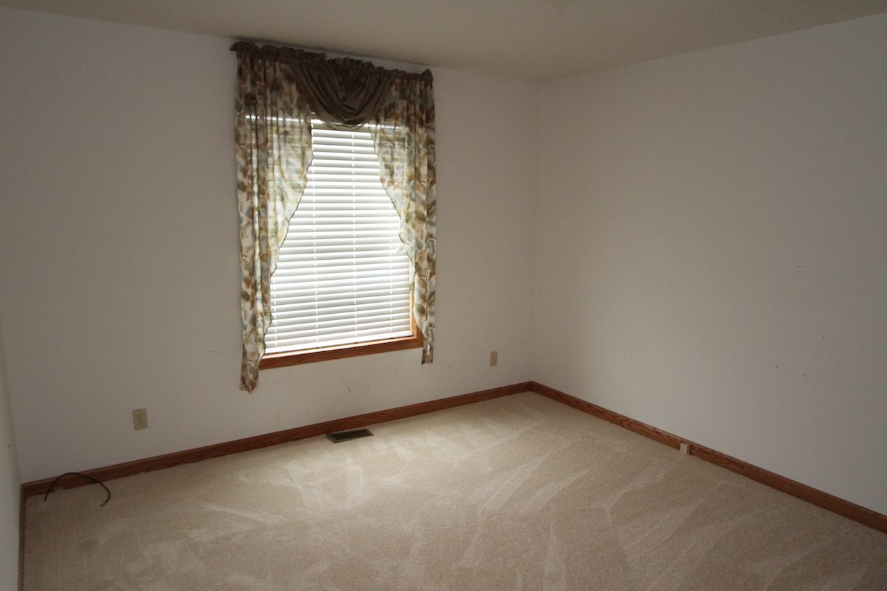 8241 Marquette Road Goodells, MI 48027 - Photo 23 of 32 31394296-22.JPG