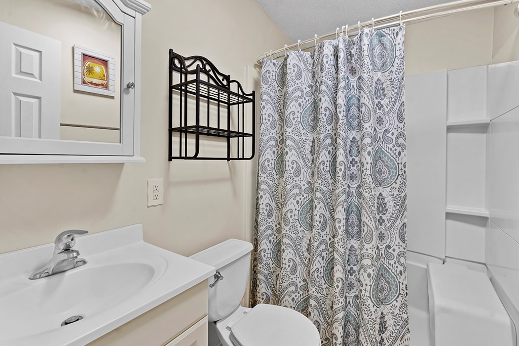 9423 Highway 246 Saluda, SC 29138 - Photo 12 of 20