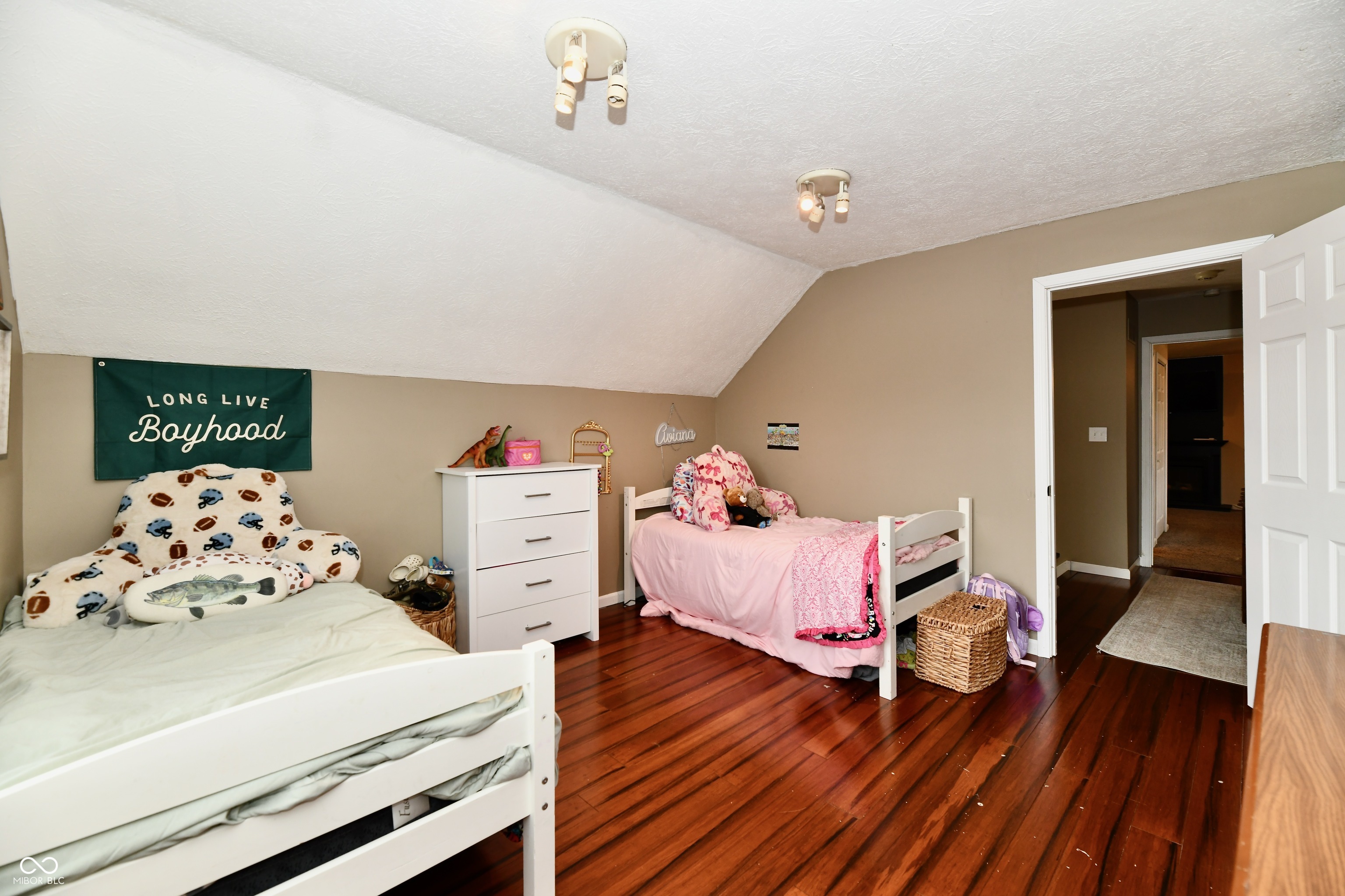 1132 Madrid Road Greenwood, IN 46143 - Photo 33 of 54