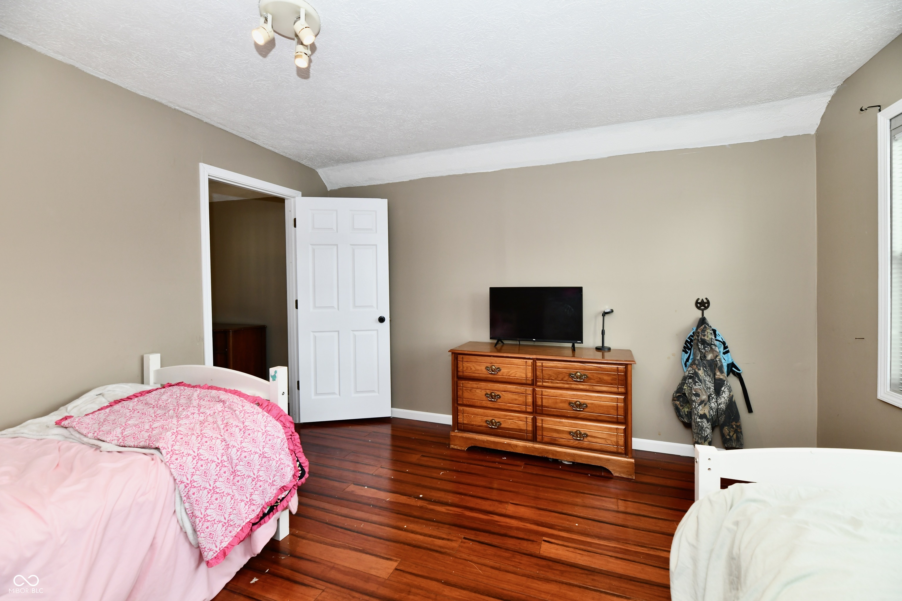 1132 Madrid Road Greenwood, IN 46143 - Photo 34 of 54