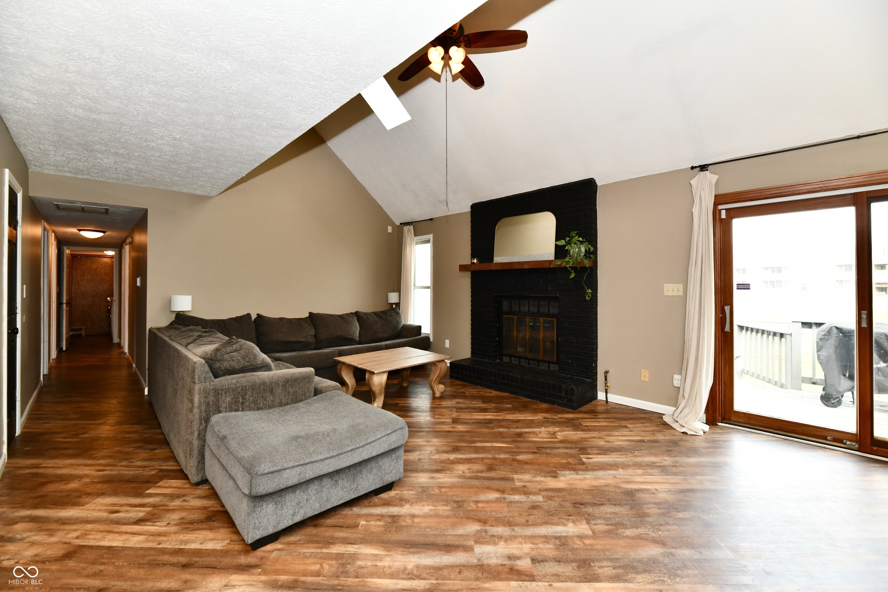 1132 Madrid Road Greenwood, IN 46143 - Photo 6 of 54