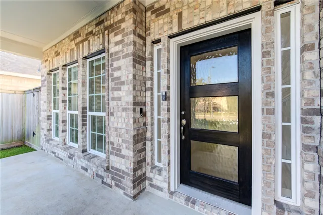 $3,400 | 30243 Twisting Springs Drive, Brookshire, TX 77423
