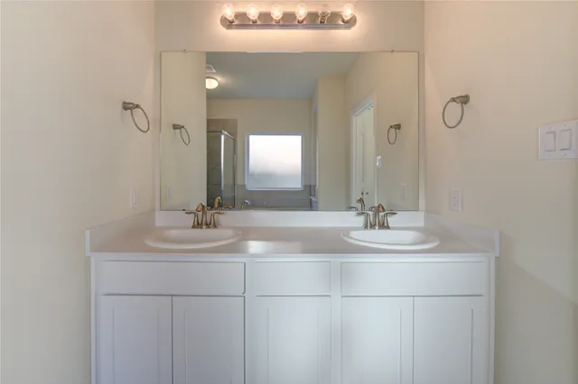 $3,400 | 30243 Twisting Springs Drive, Brookshire, TX 77423