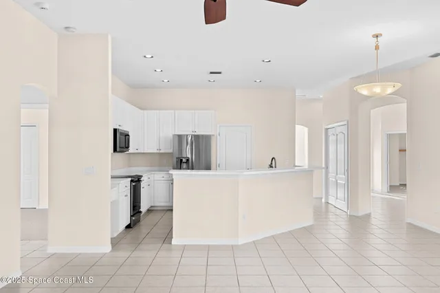 $674,900 | 943 Carriage Hill Road, Melbourne, FL 32940