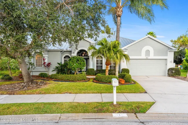 $674,900 | 943 Carriage Hill Road, Melbourne, FL 32940