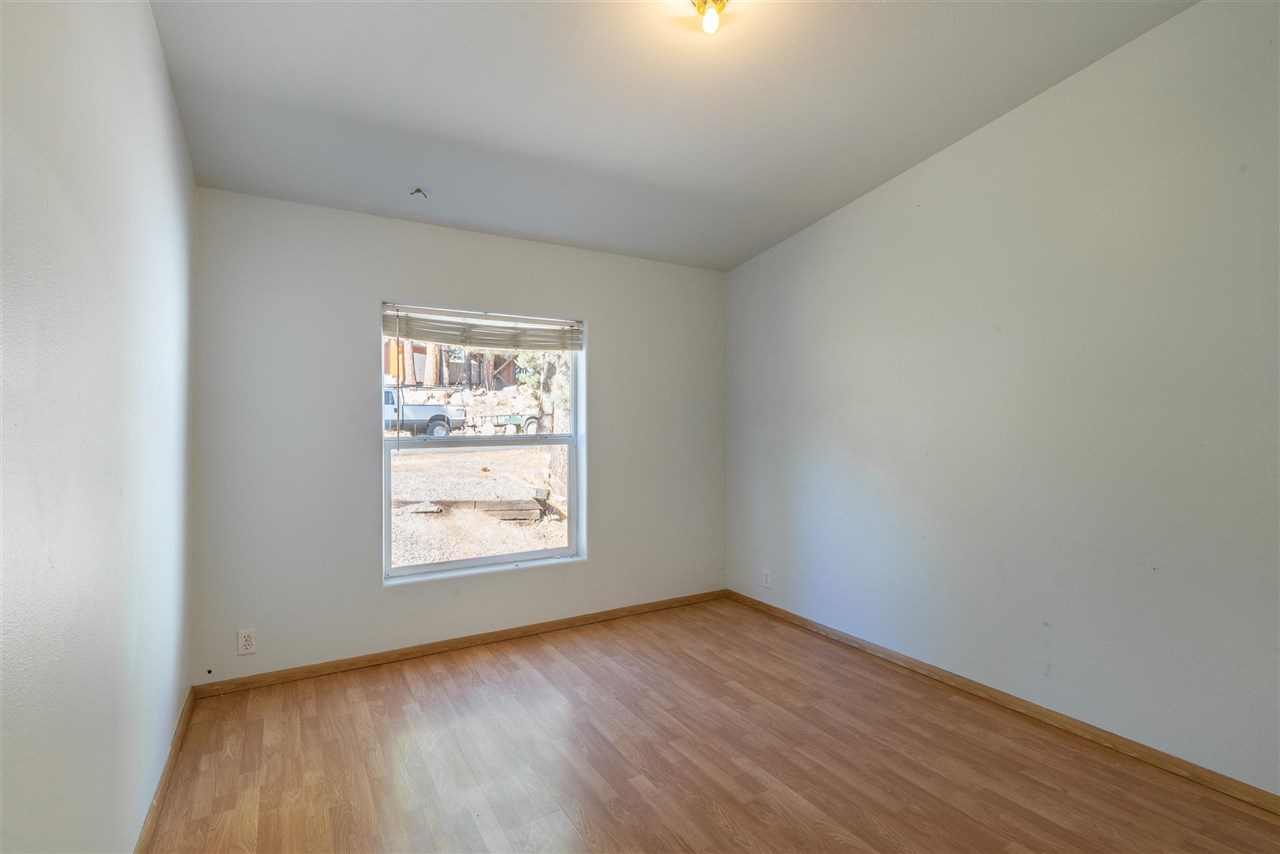 11599 East Ridge Road Truckee, CA 96161 - Photo 17 of 21 Gallery Image 17