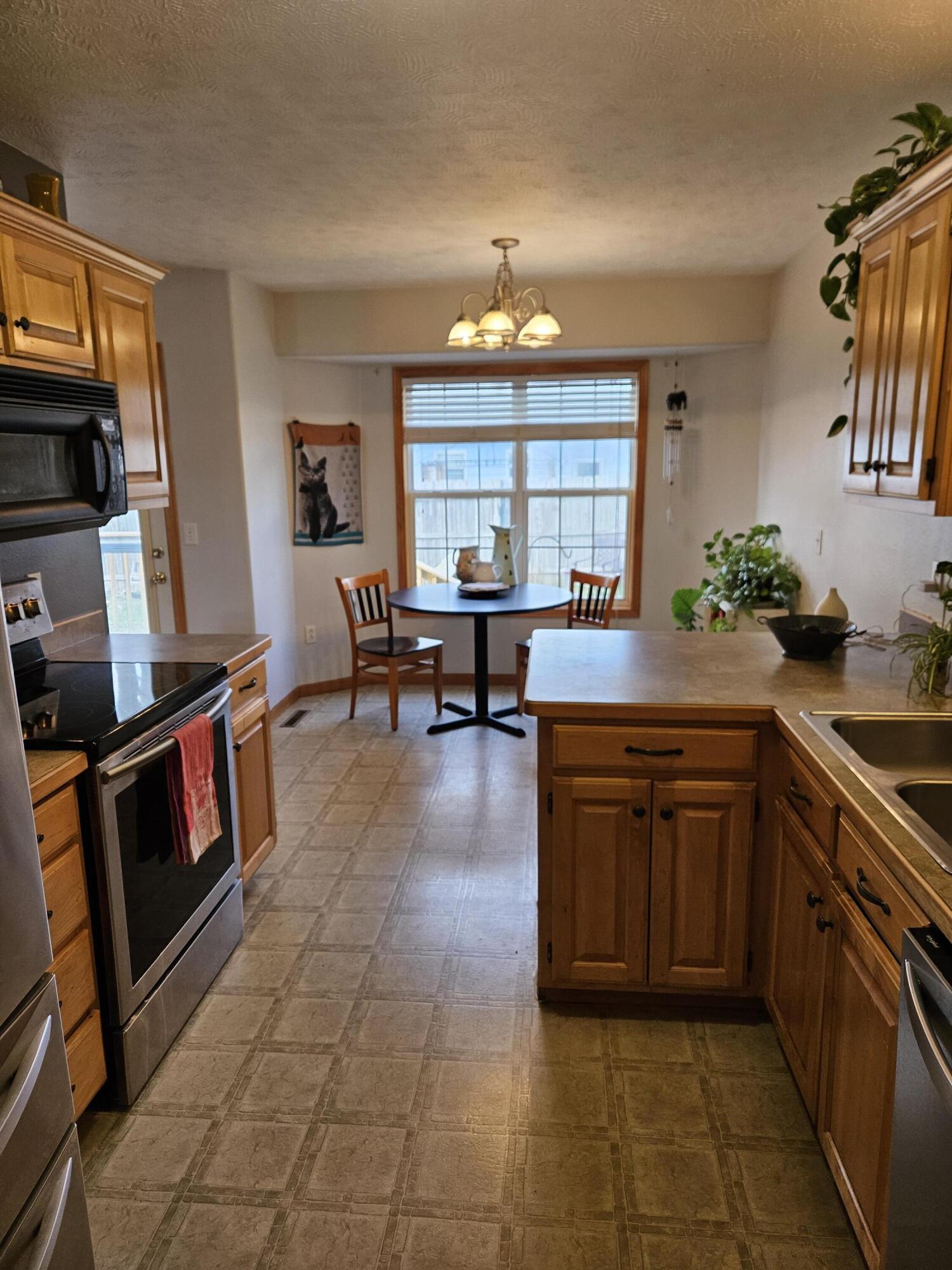 102 Kingsley Drive Monett, MO 65708 - Photo 13 of 40 20260306_161045