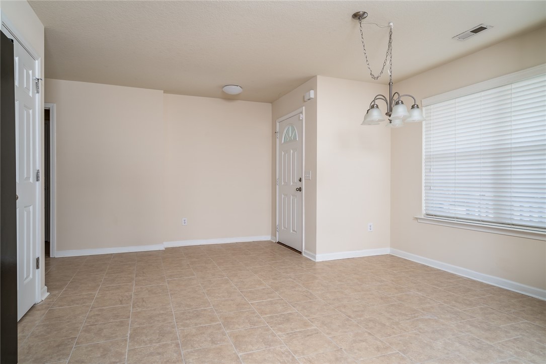 121 Shakleton Drive Anderson, SC 29625 - Photo 11 of 28 Gallery Image 11
