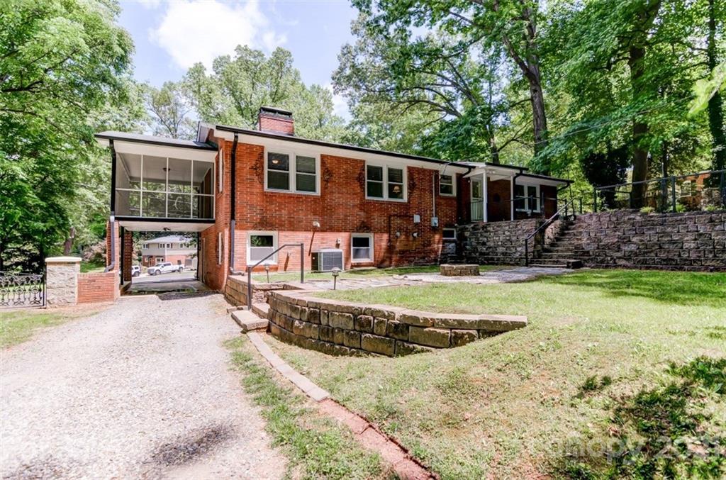 501 Dunham Road Gastonia, NC 28054 - Photo 36 of 38 a front view of a house with garden