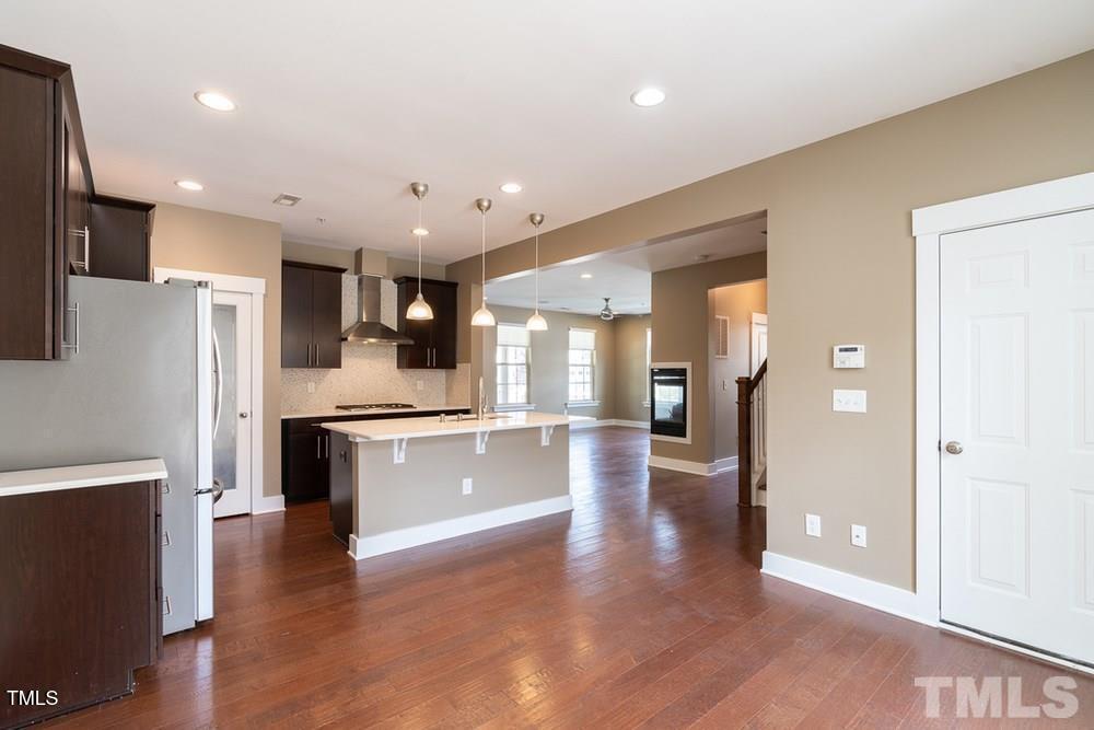 9200 Torre Del Oro Place Raleigh, NC 27617 - Photo 8 of 33 03C46213-045A-492E-A6C4-0F124B89F225