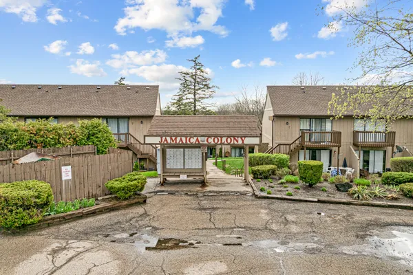 $77,700 | 28 Jamaica Colony Street, Unit 3, Fox Lake, IL 60020