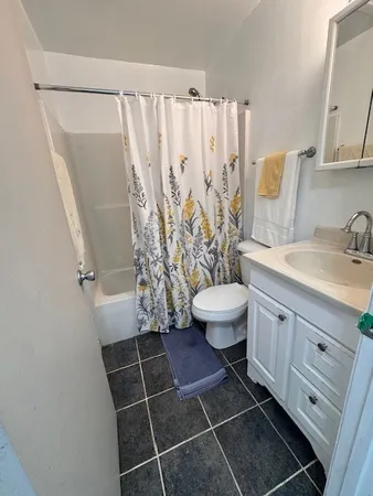 $77,700 | 28 Jamaica Colony Street, Unit 3, Fox Lake, IL 60020