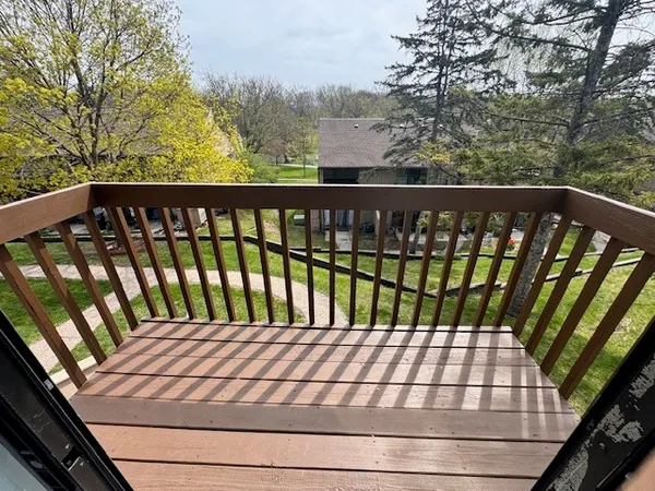 $77,700 | 28 Jamaica Colony Street, Unit 3, Fox Lake, IL 60020