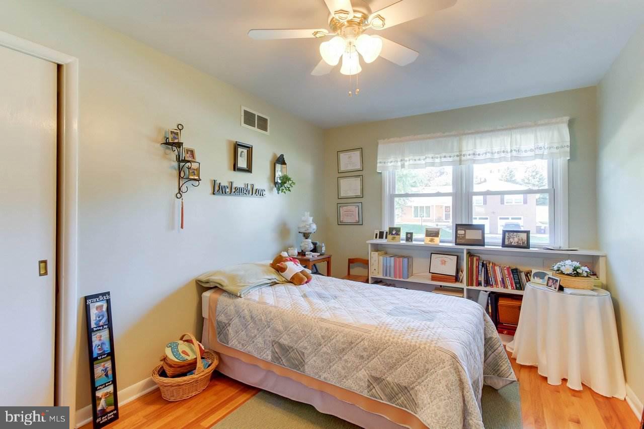 1733 Crescent Road York, PA 17403 - Photo 14 of 26