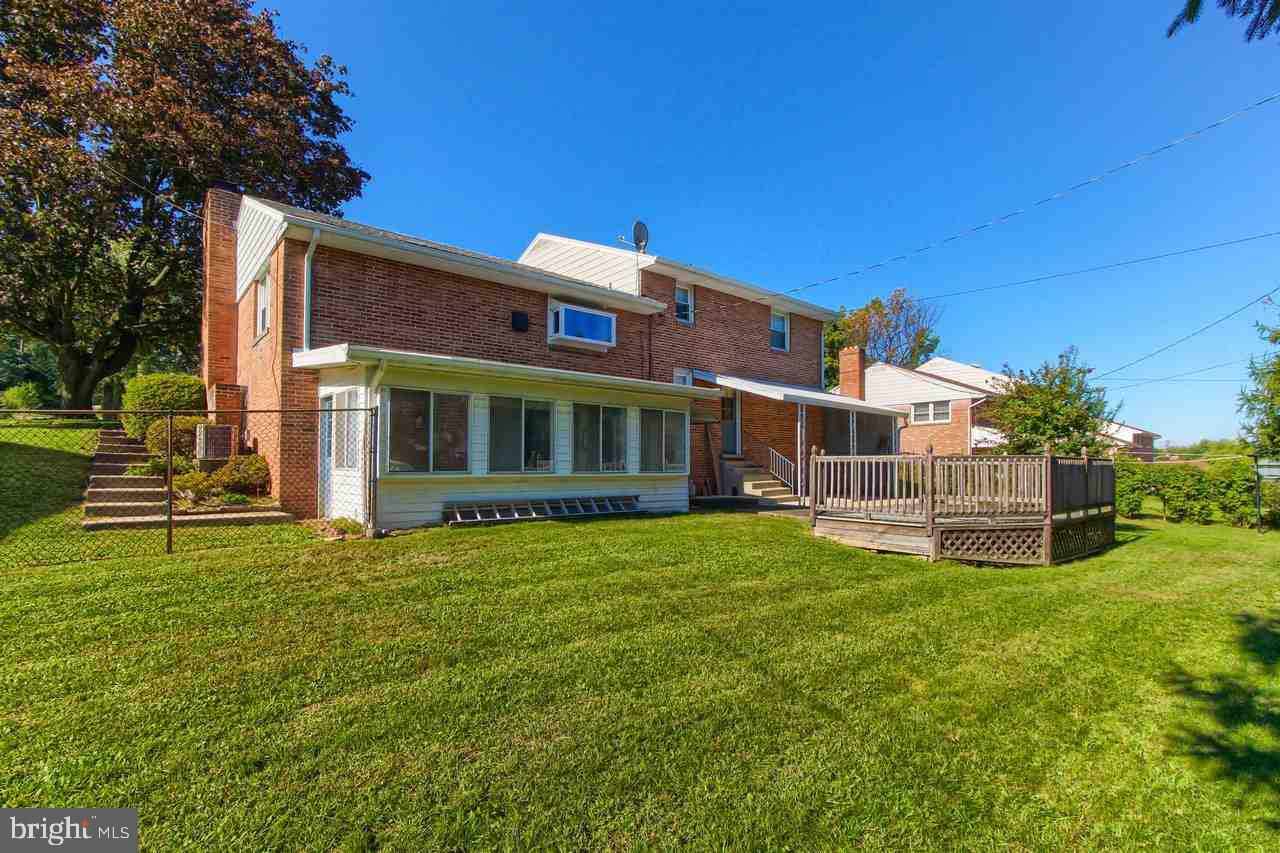1733 Crescent Road York, PA 17403 - Photo 24 of 26