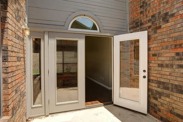 $2,450 | 3852 Beaumont Lane, Plano, TX 75023