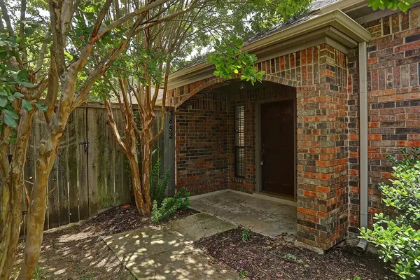 $2,450 | 3852 Beaumont Lane, Plano, TX 75023