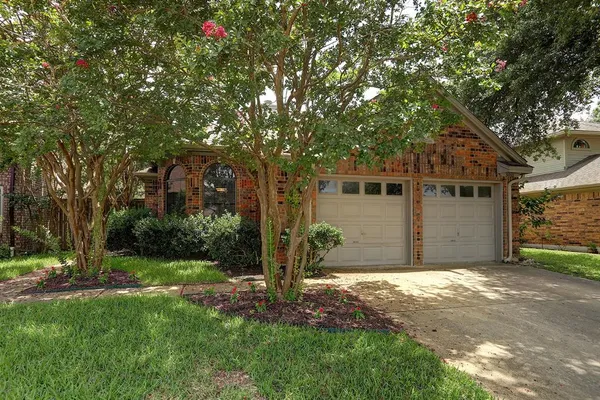 $2,450 | 3852 Beaumont Lane, Plano, TX 75023