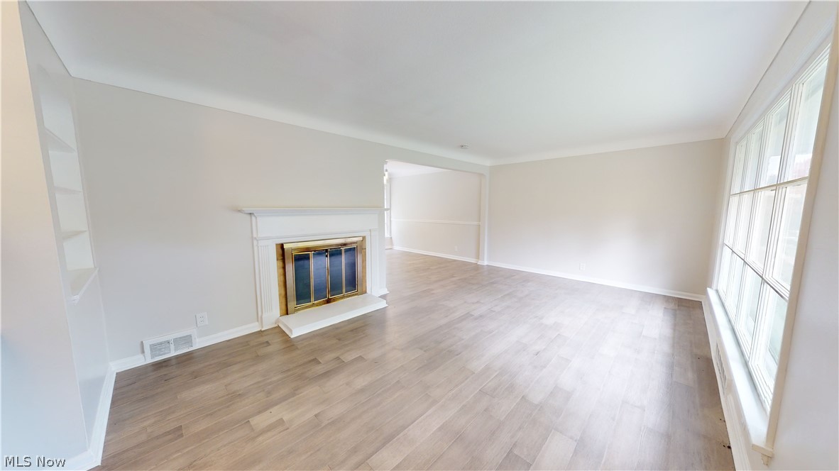 1294 Brainard Road Lyndhurst, OH 44124 - Photo 4 of 27