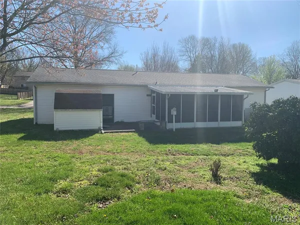 $189,900 | 207 Hillvale Drive, Cape Girardeau, MO 63701