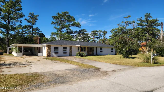$248,000 | 134 Straits Point Road, Beaufort, NC 28516