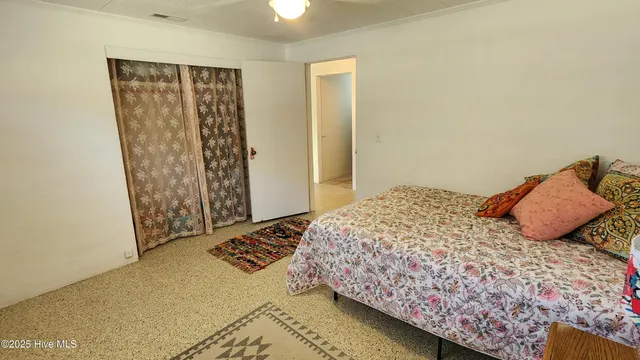 $248,000 | 134 Straits Point Road, Beaufort, NC 28516