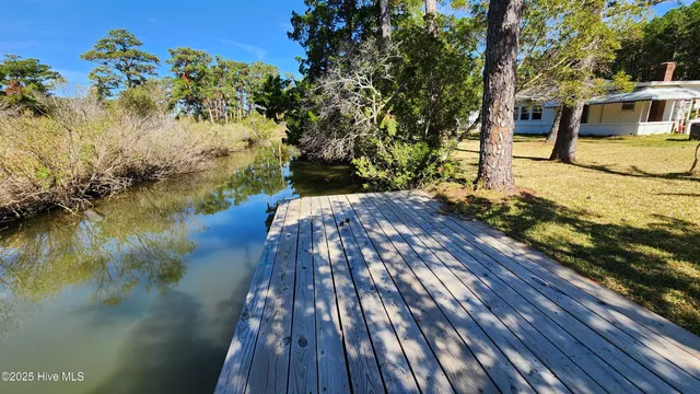 $248,000 | 134 Straits Point Road, Beaufort, NC 28516