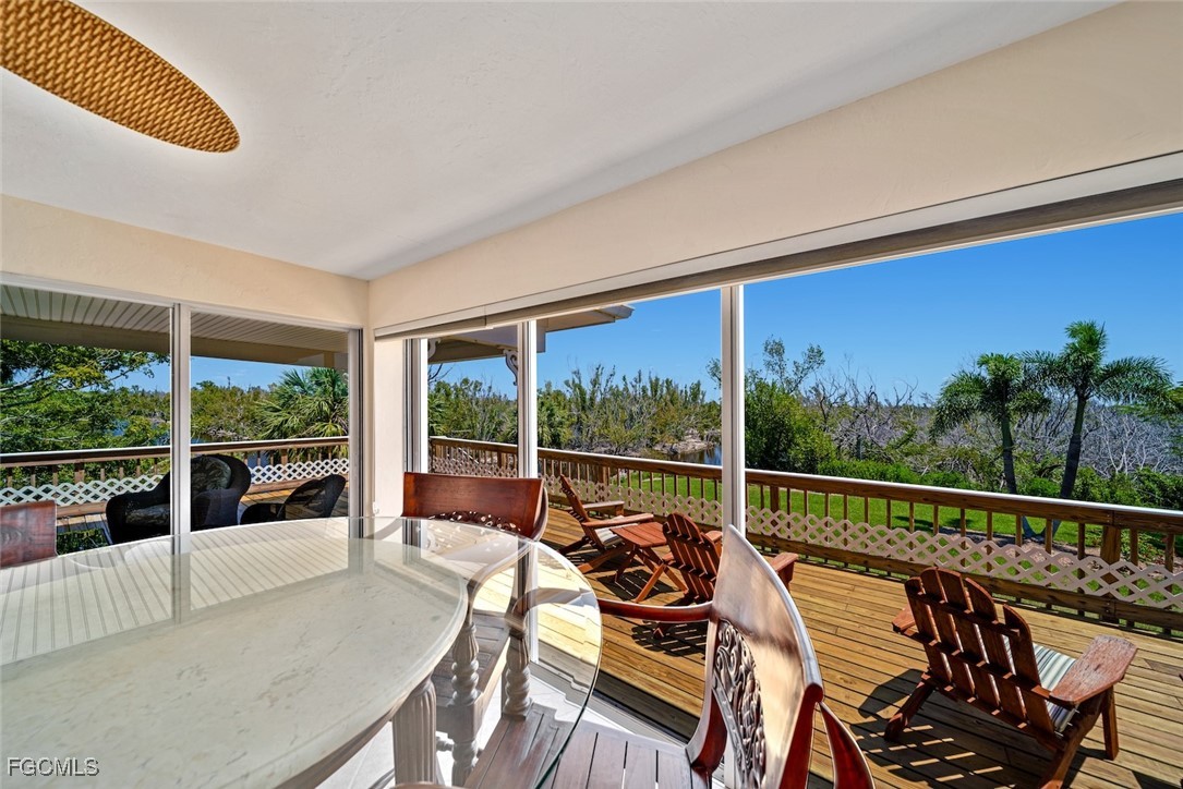 716 Rabbit Road Sanibel, FL 33957 - Photo 17 of 35