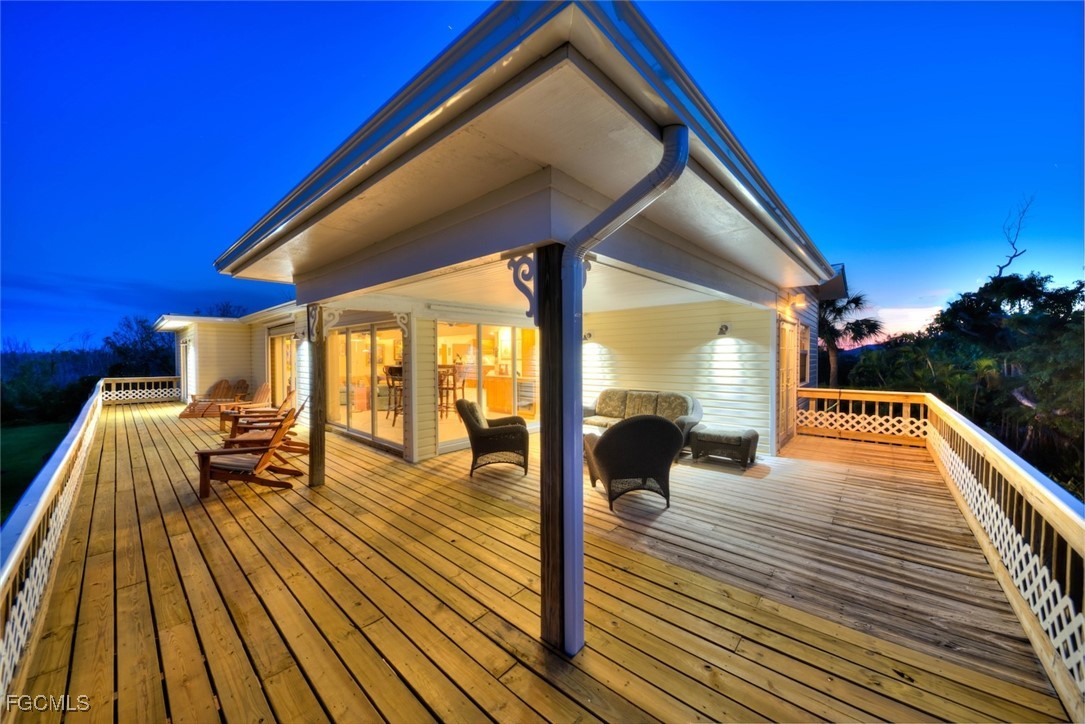 716 Rabbit Road Sanibel, FL 33957 - Photo 19 of 35