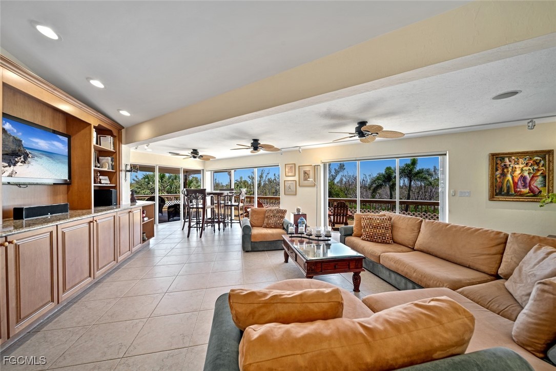 716 Rabbit Road Sanibel, FL 33957 - Photo 5 of 35