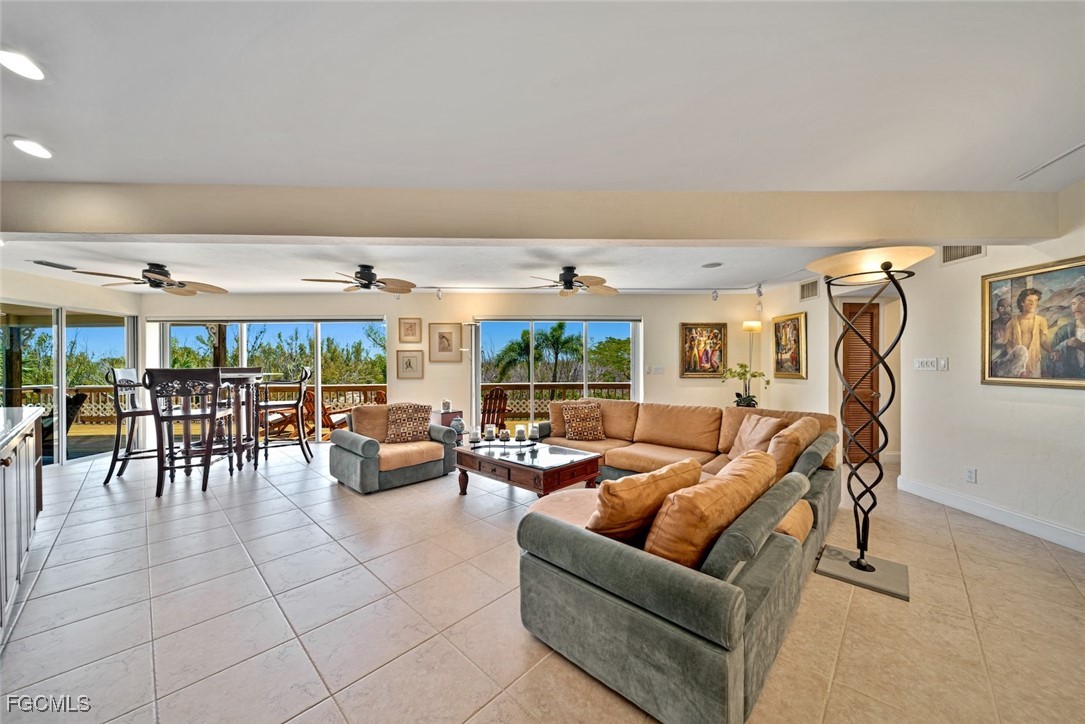 716 Rabbit Road Sanibel, FL 33957 - Photo 6 of 35