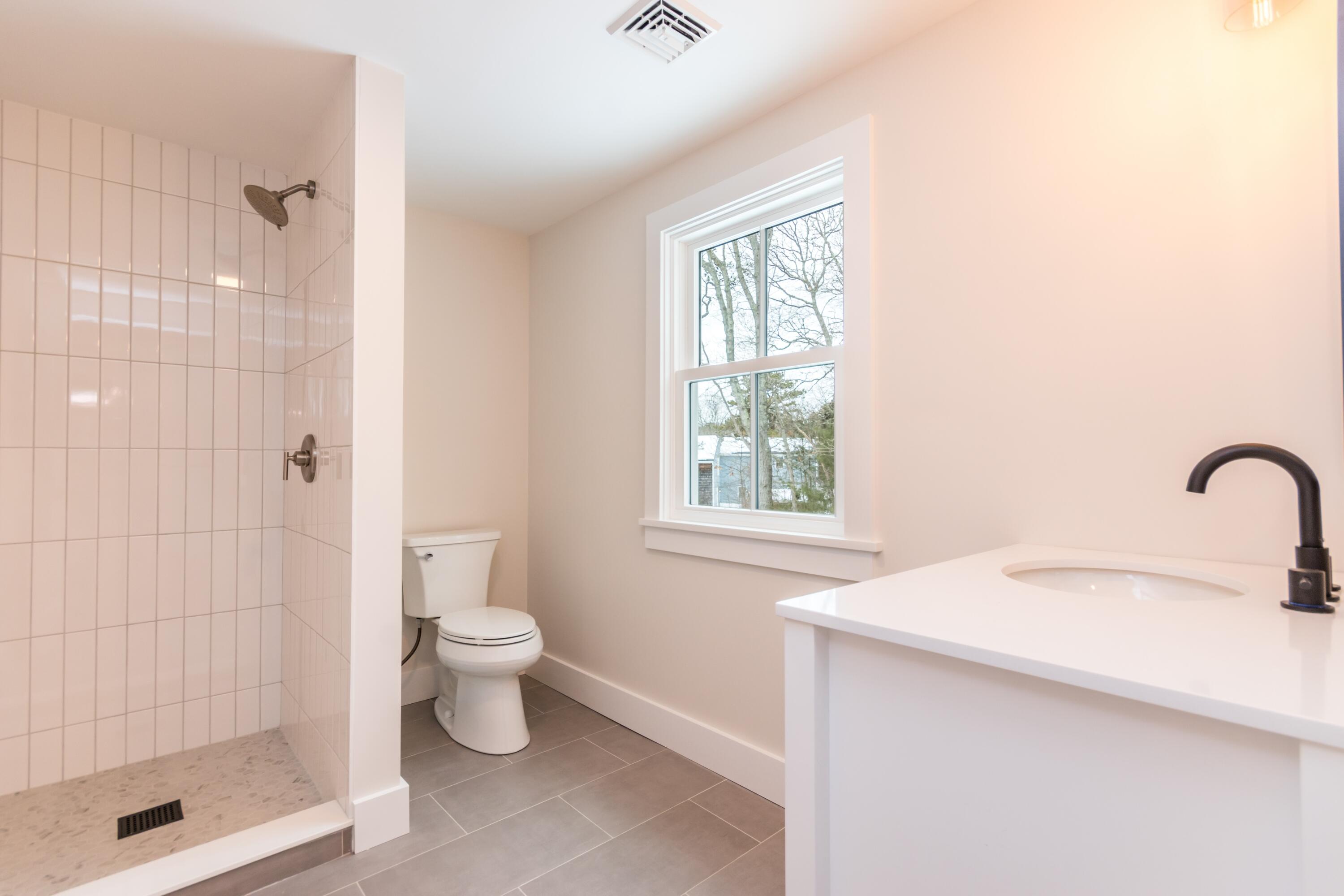 15 Jessica Way Waquoit, MA 02536 - Photo 33 of 41 Home office full bath