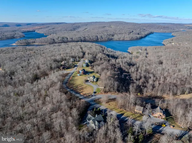 $1,199,990 | 444 Woodlands Hill Lane, Oakland, MD 21550