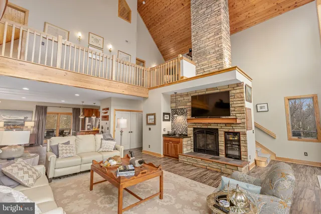 $1,199,990 | 444 Woodlands Hill Lane, Oakland, MD 21550