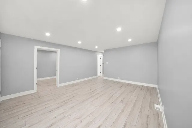 $418,300 | 3723 West 104th Street, Chicago, IL 60655