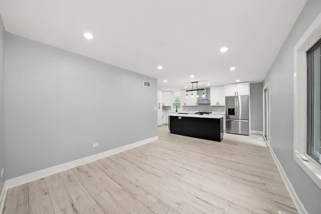 $418,300 | 3723 West 104th Street, Chicago, IL 60655