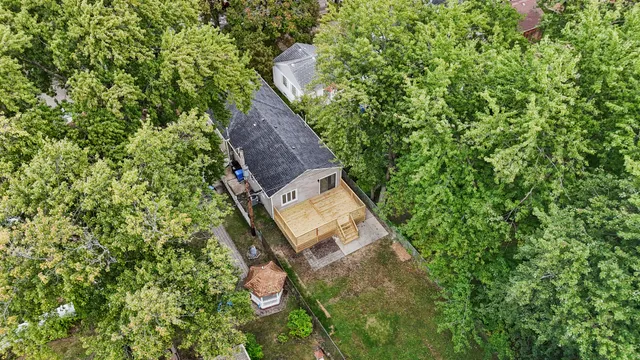 $418,300 | 3723 West 104th Street, Chicago, IL 60655