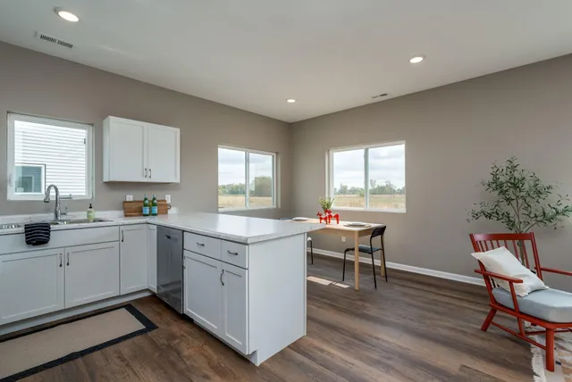 $319,900 | 3105 Bassett Drive, Mankato, MN 56001