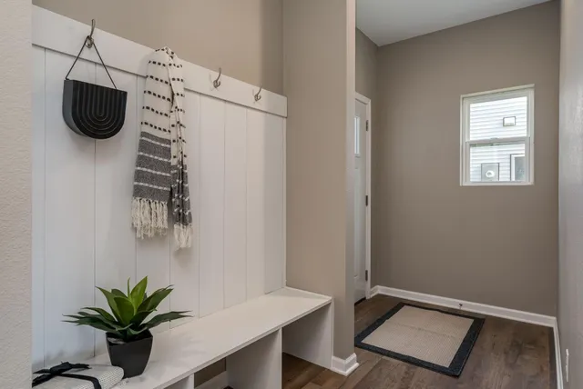 $319,900 | 3105 Bassett Drive, Mankato, MN 56001