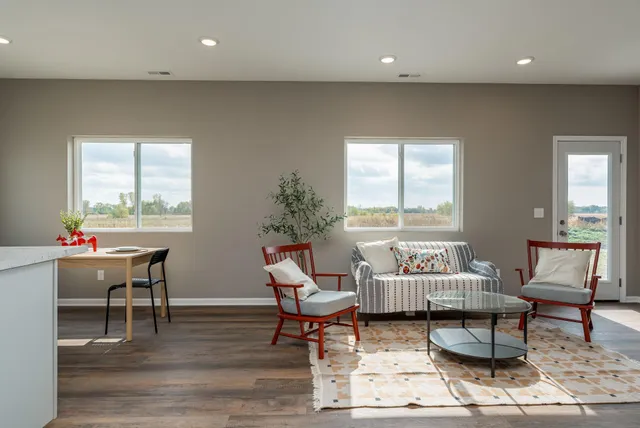 $319,900 | 3105 Bassett Drive, Mankato, MN 56001