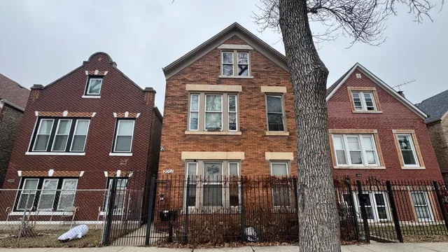 $289,500 | 3026 South St Louis Avenue, Chicago, IL 60623