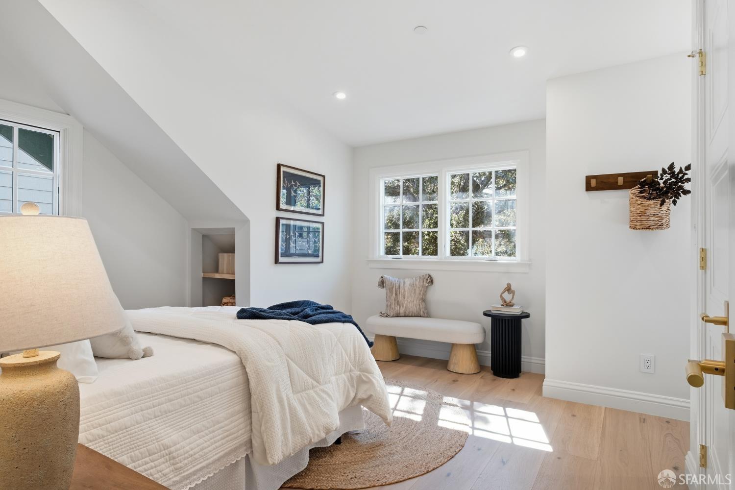 740 Fairfield Road Burlingame, CA 94010 - Photo 36 of 46 Gallery Image 36