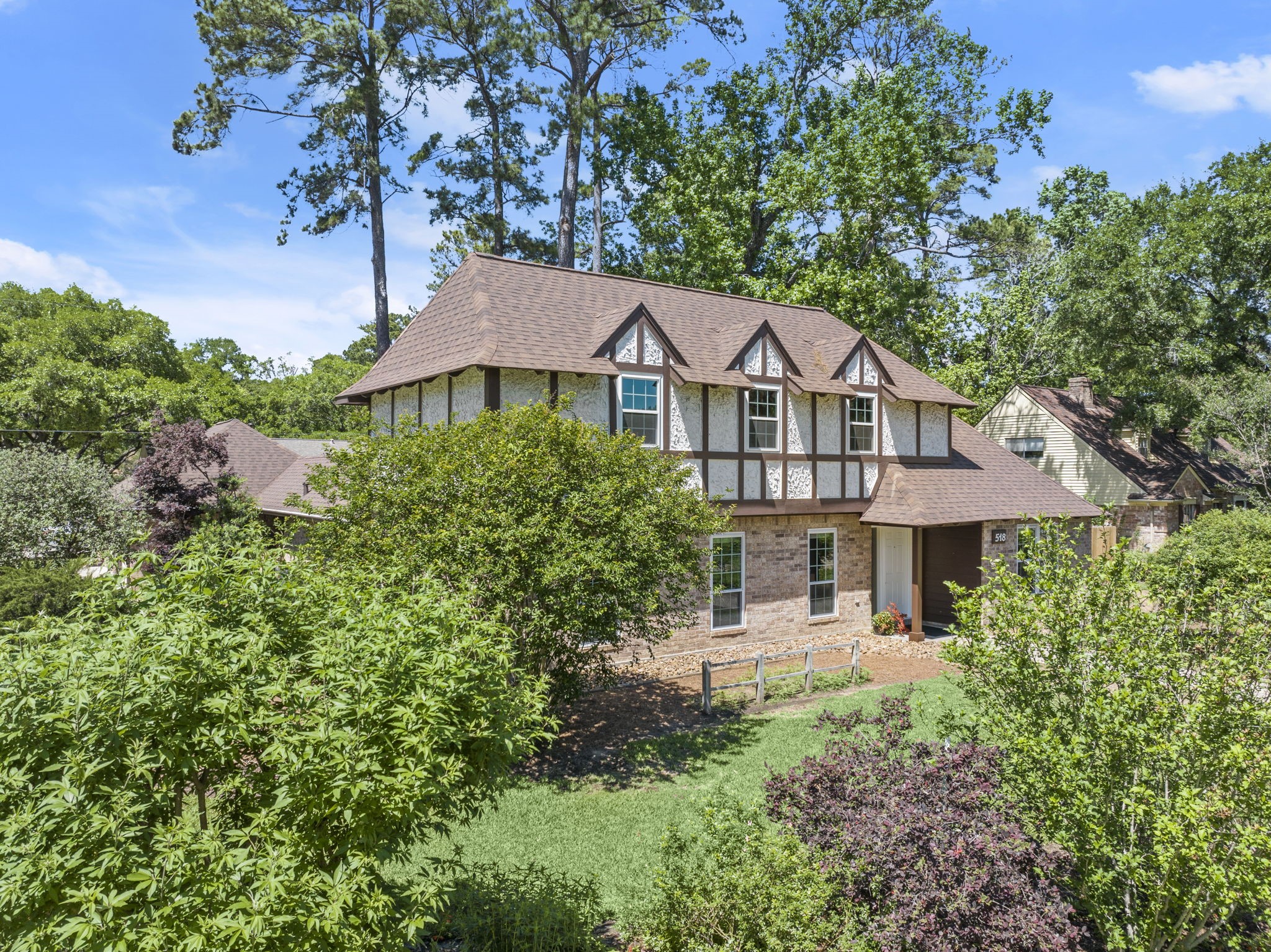 518 Magic Oaks Drive Spring, TX 77388 - Photo 5 of 50