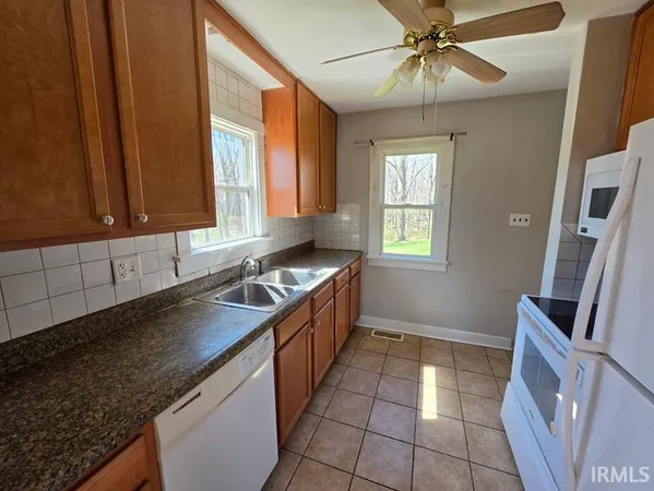 $1,300 | 1821 Highway 26, West Lafayette, IN 47906