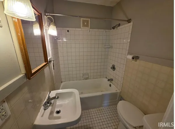 $1,300 | 1821 Highway 26, West Lafayette, IN 47906