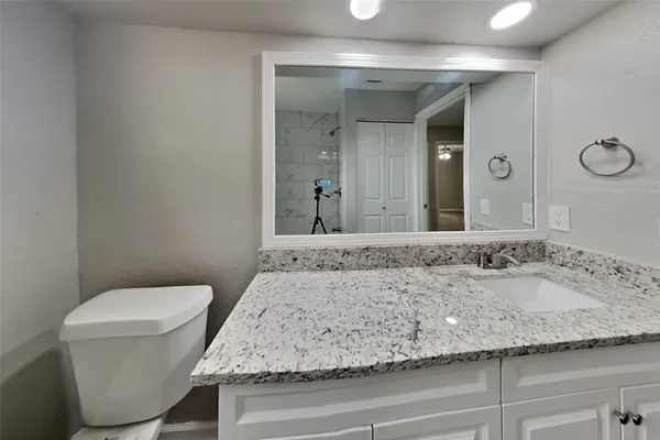 $1,925 | 10210 Rippling Fields Drive, Houston, TX 77064