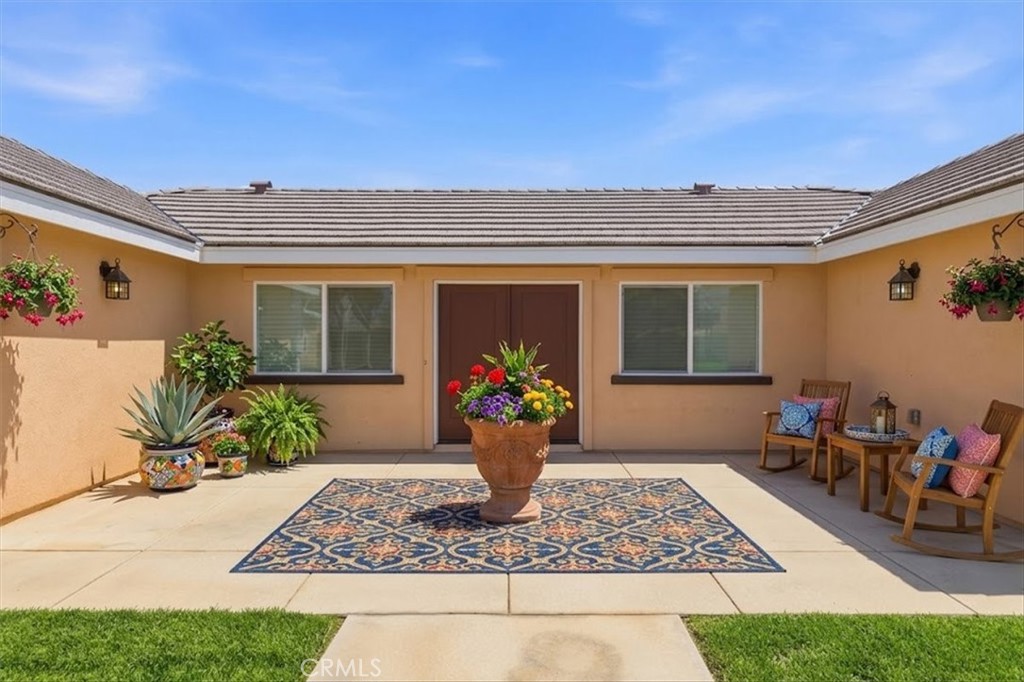 3086 Crystal Ridge Lane Colton, CA 92324 - Photo 51 of 75 Virtually enhanced-2BR Casita/ADU entrance porch