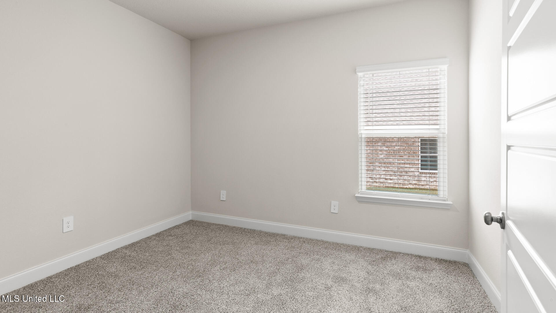 15963 Blue Rdg Drive Gulfport, MS 39503 - Photo 21 of 26 020